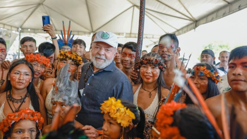 Lula na Assembleia dos Povos Indígenas