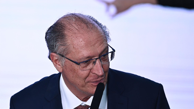 Alckmin defende fracionamento do próprio ministério para acomodar Centrão