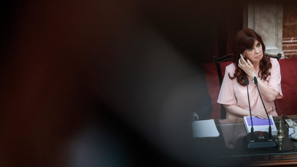 A vice-presidente da Argentina, Cristina Fernández de Kirchner, participa da sessão de abertura do ano parlamentar, no Congresso Nacional em Buenos Aires (Argentina), no dia 1 de março de 2023.