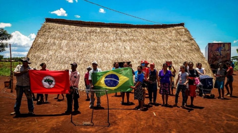 Invasão fazenda petista