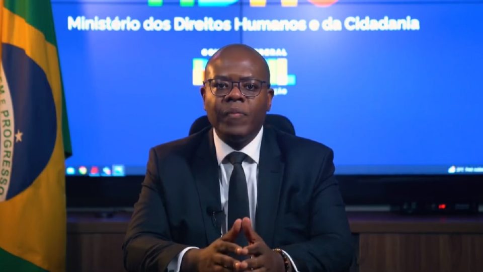 Silvio Almeida etarismo