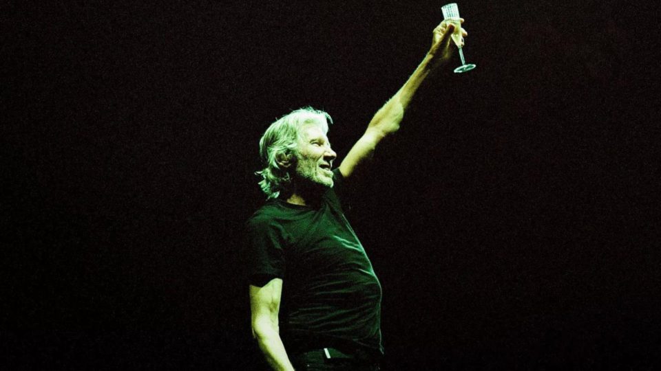 Nova burrada confirma: Roger Waters está sempre errado