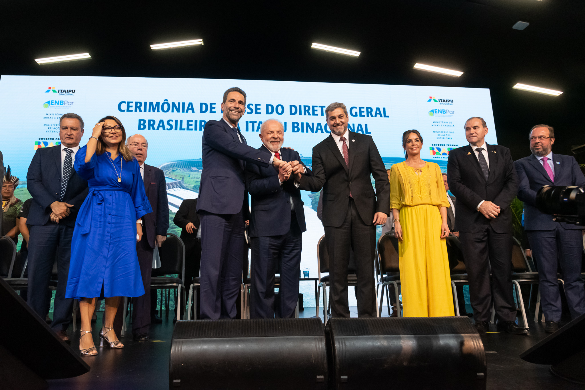 Novo diretor-geral toma posse e dá o tom da mudança de rumos nas ações da Itaipu Binacional