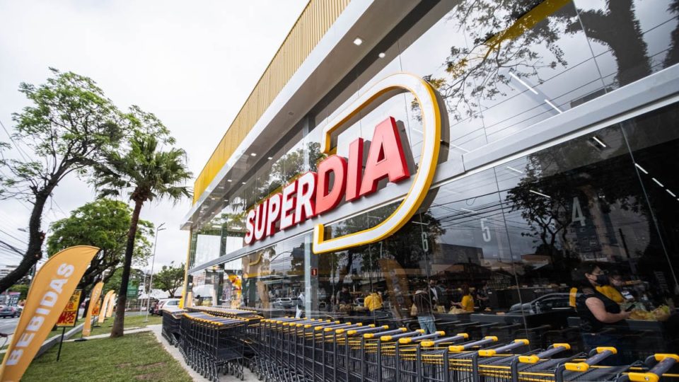 Superdia