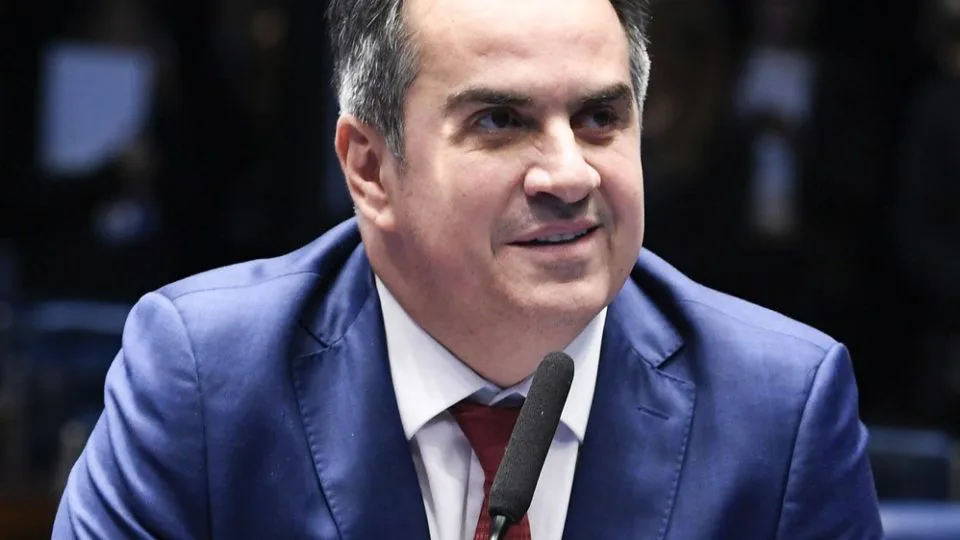 PF investiga compra de triplex de R$ 22 milhões por Ciro Nogueira (foto) em meio ao caso Banco Master