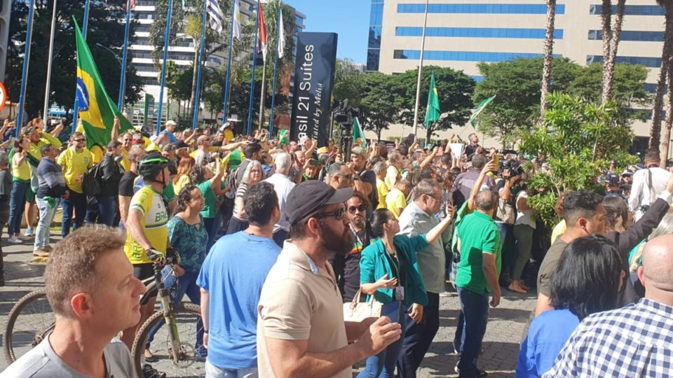 Bolsonaro volta