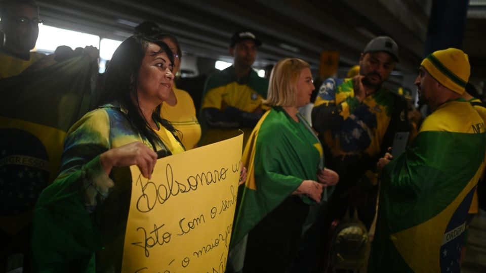 Bolsonaro volta