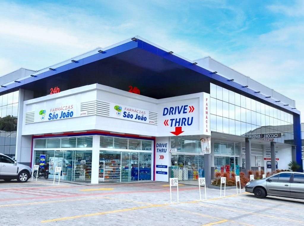 Farmácias São João