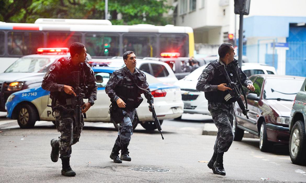 Decisões judiciais recentes devolvem criminosos às ruas e comprometem segurança pública