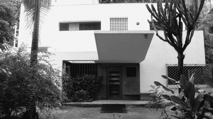 Projetado por Gregori Warchavchik, imóvel é considerado primeiro exemplar da arquitetura moderna construído no país.