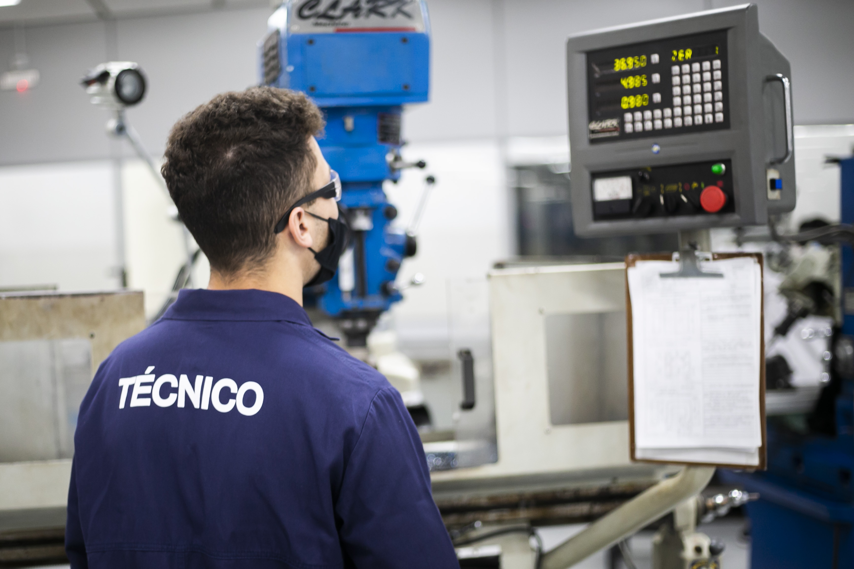 Qualidade está entre os cursos técnicos gratuitos disponibilizados em Curitiba.