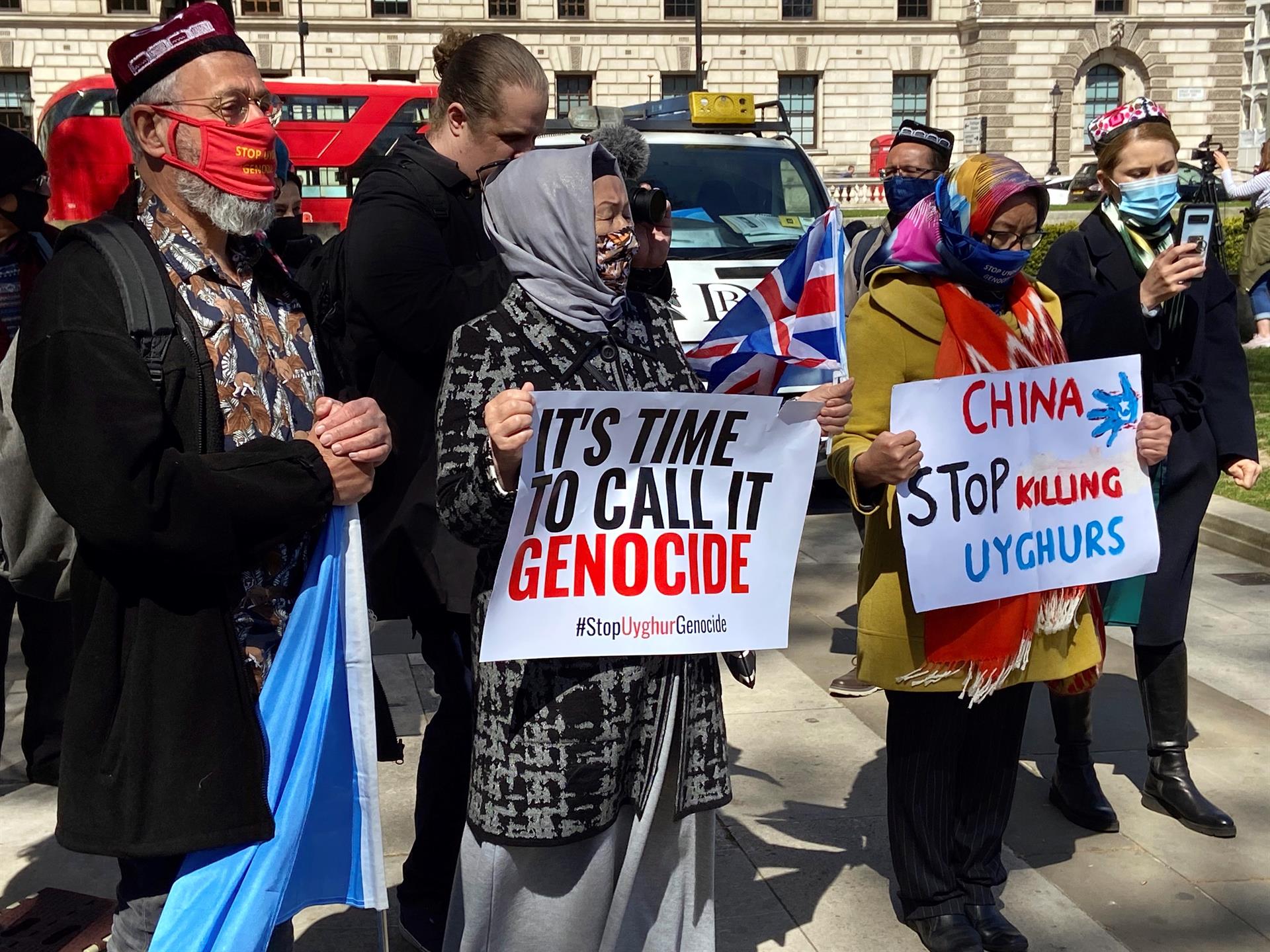 Manifestantes no Reino Unido pedem que extermínio dos uigures seja classificado como genocídio