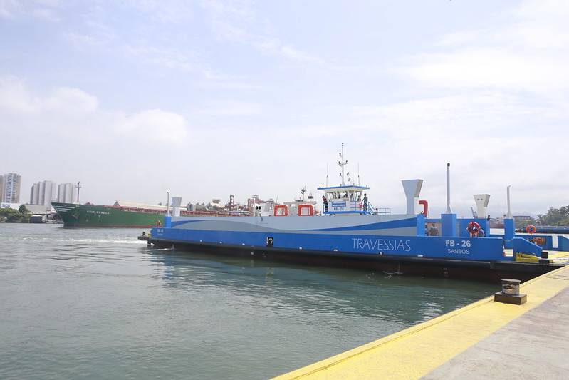 Túnel entre Santos e Guarujá