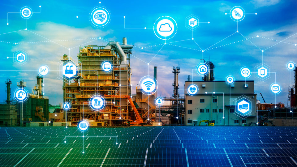 O uso de IA e outras tecnologias pode ajudar no processamento de dados e monitoramento de segurança de sistemas solares