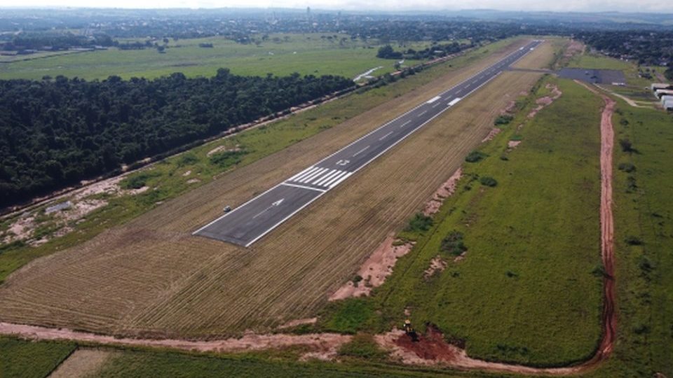 Aeroporto Edu Chaves