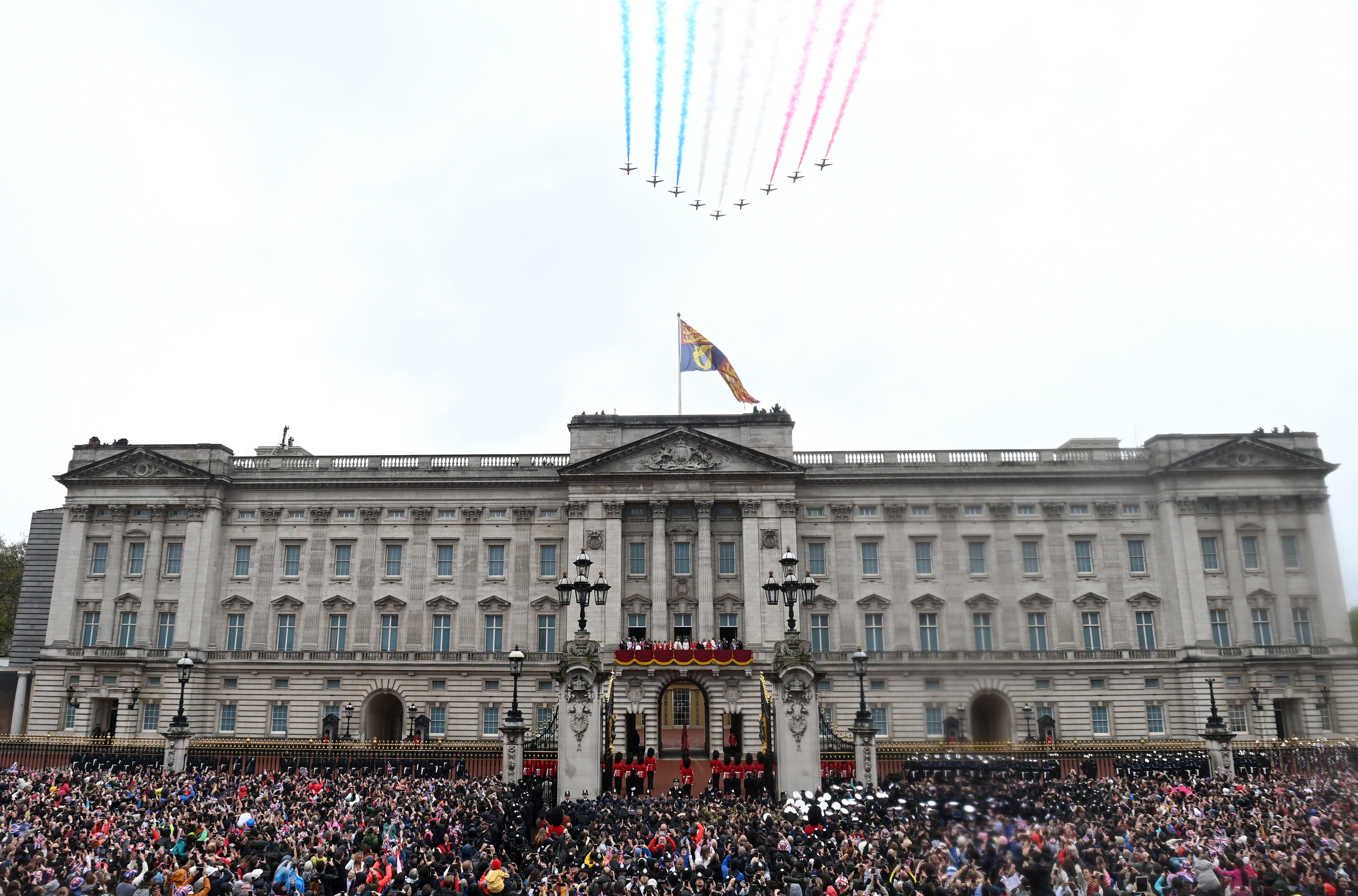 52 pessoas foram presas durante a cerimônia de coroação de Charles III e Camilla