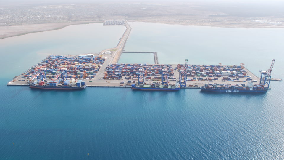 Engenharia portuária: terminal de Contêineres de Doraleh, na República do Djibouti