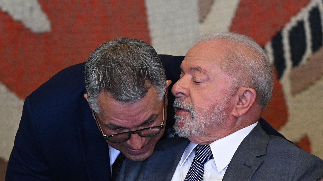 O Ministério das Relações Institucionais, comandado por Alexandre Padilha, anunciou a liberação de R$7,5 bi em emendas parlamentares