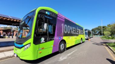 Ônibus elétrico em teste em Curitiba