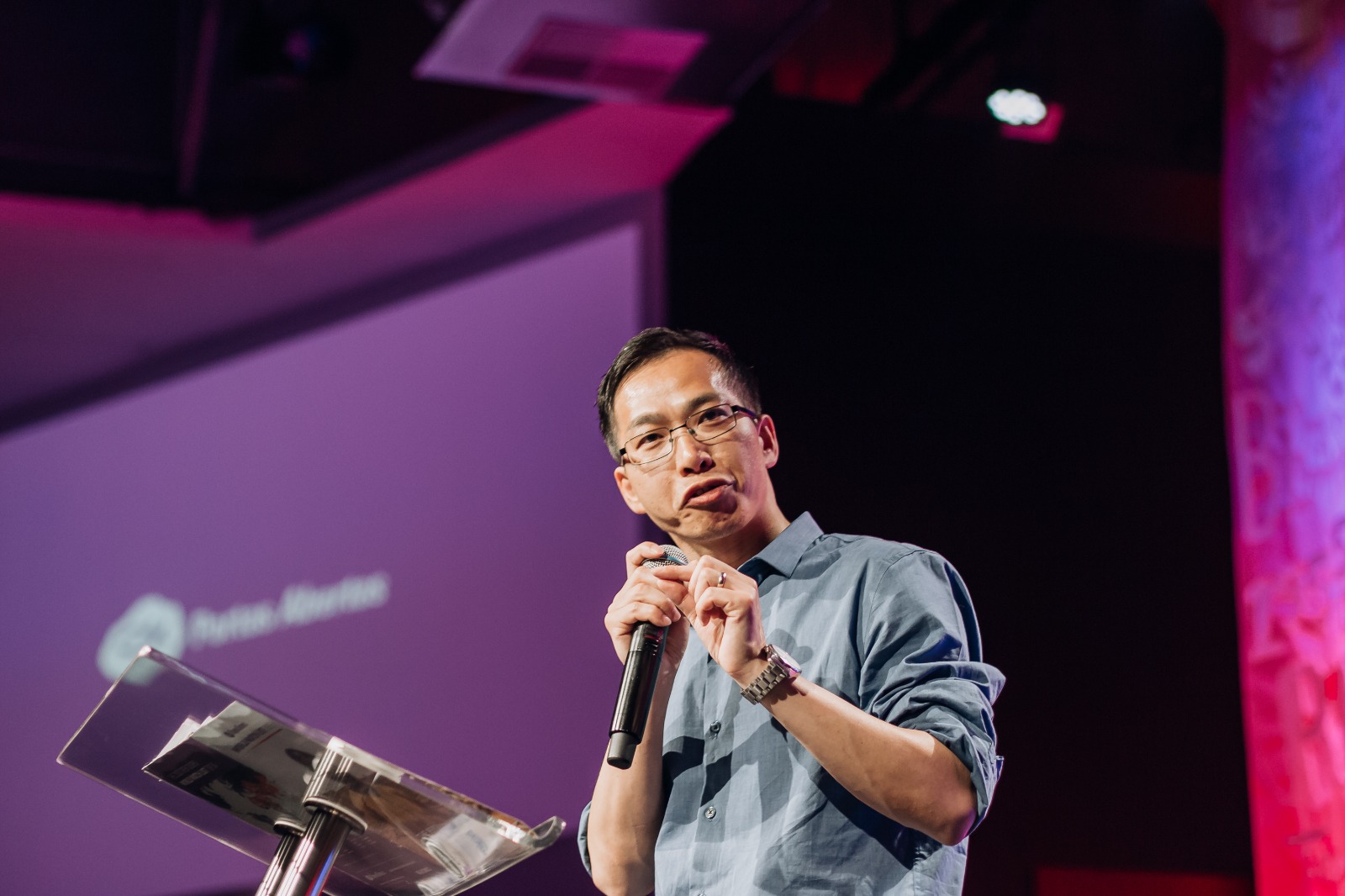 timothy-cho-portas-abertas