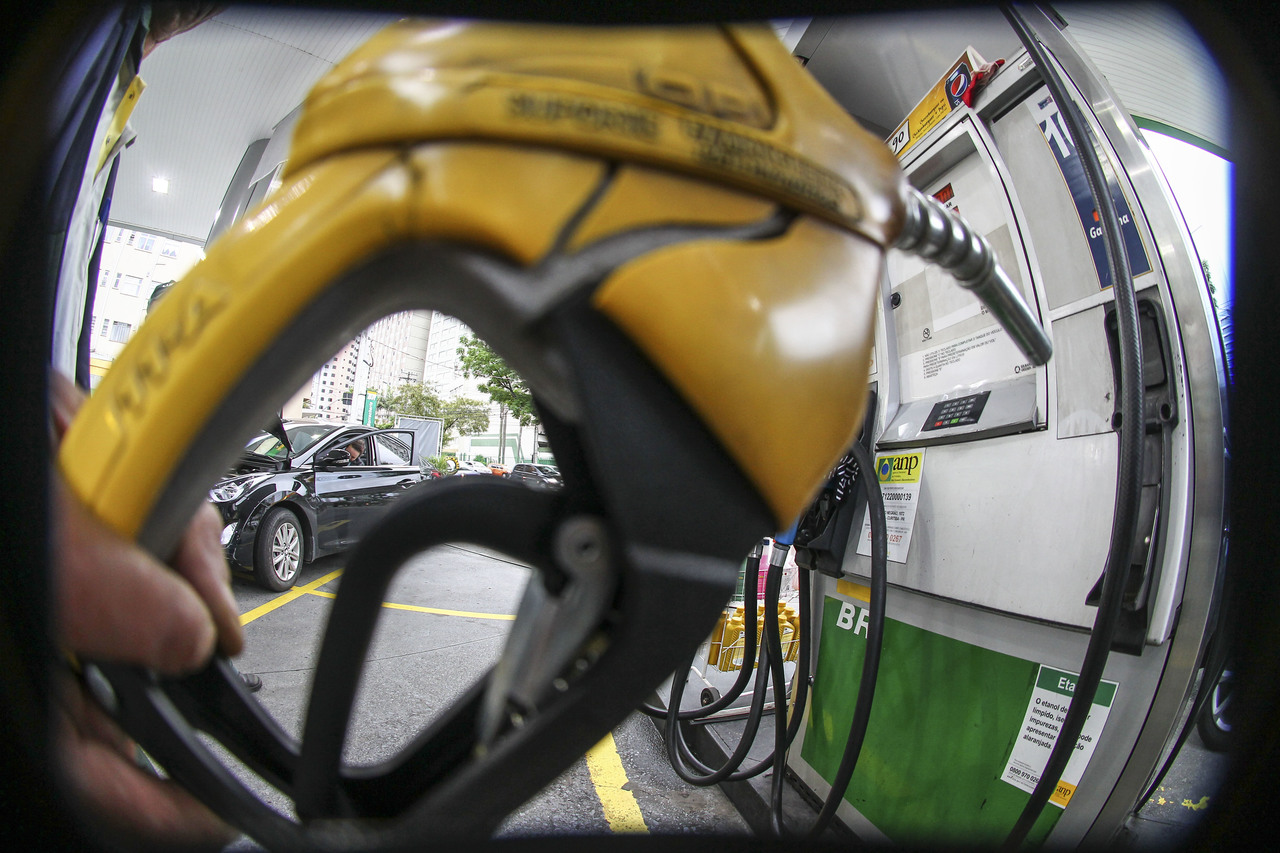 Teor de álcool na gasolina está em 30% atualmente.