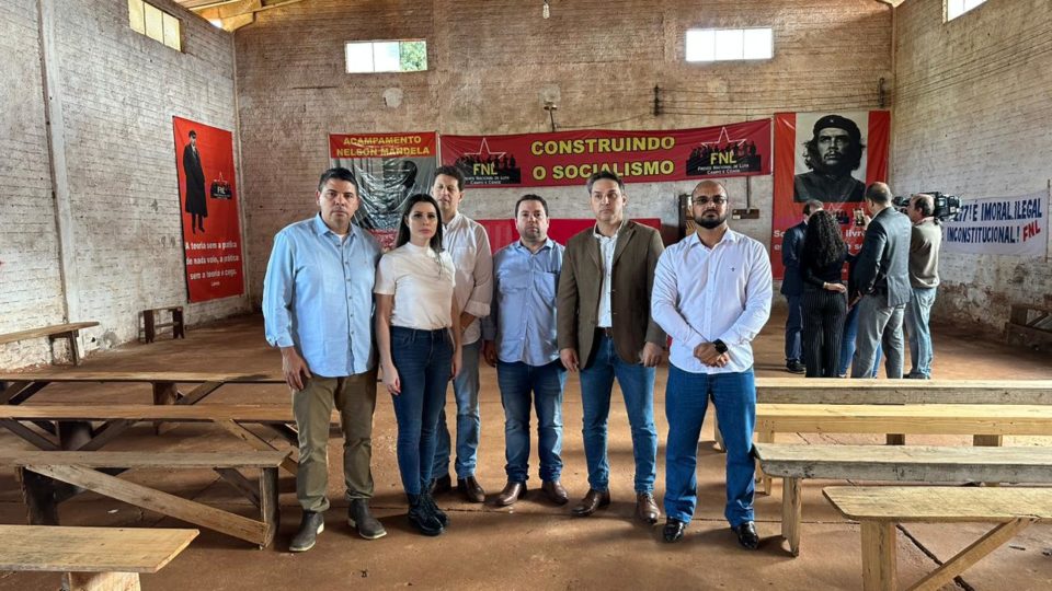 Deputados da CPI do MST denunciam centro de doutrinação em fazenda invadida em São Paulo
