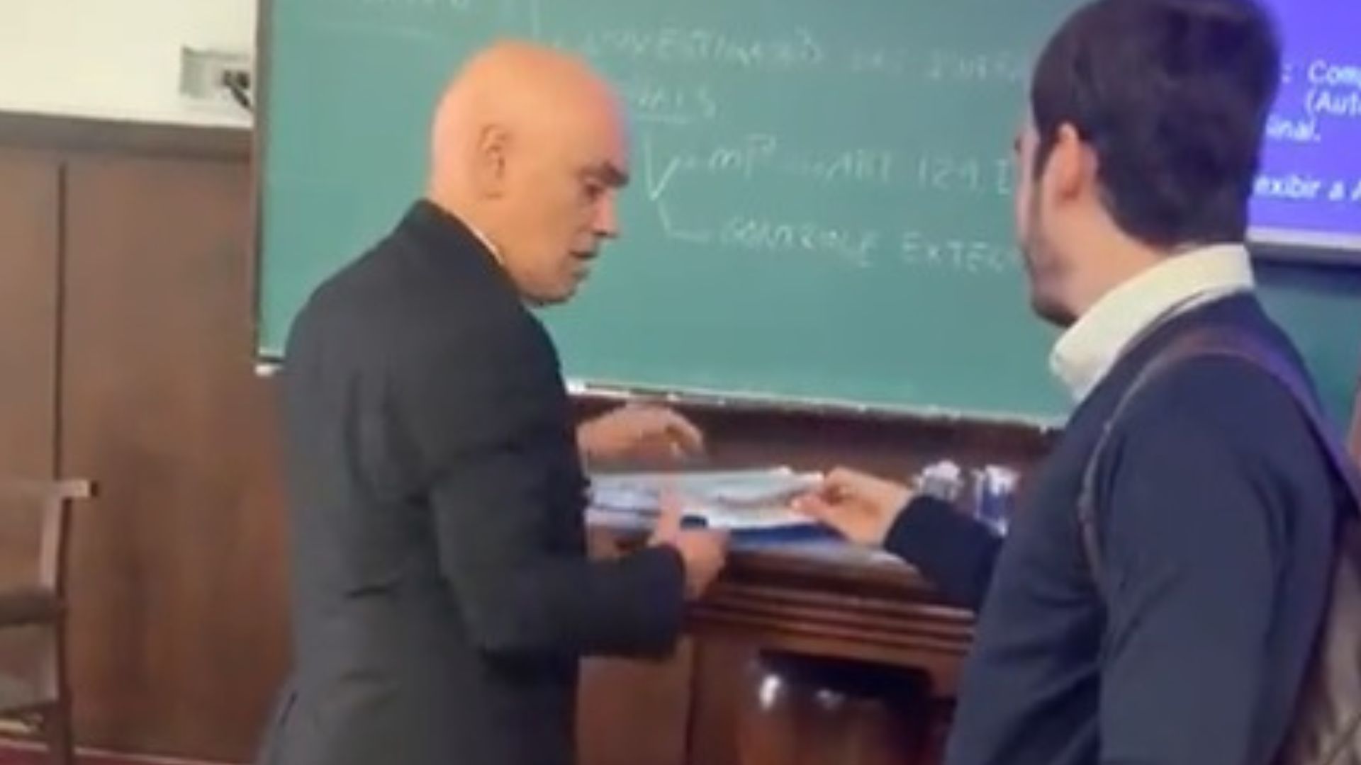 Conversão Alexandre de Moraes