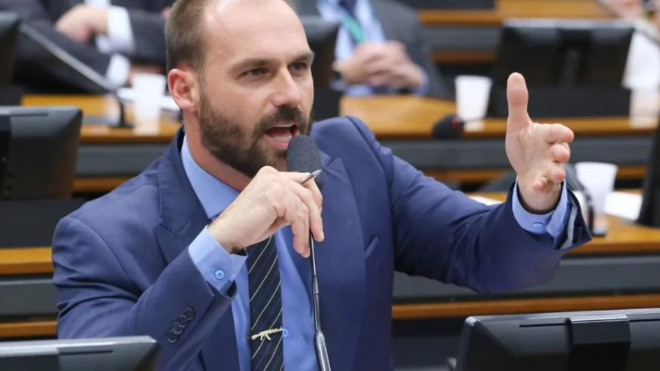 Eduardo Bolsonaro é um dos sete deputados que respondem processo no Conselho de Ética