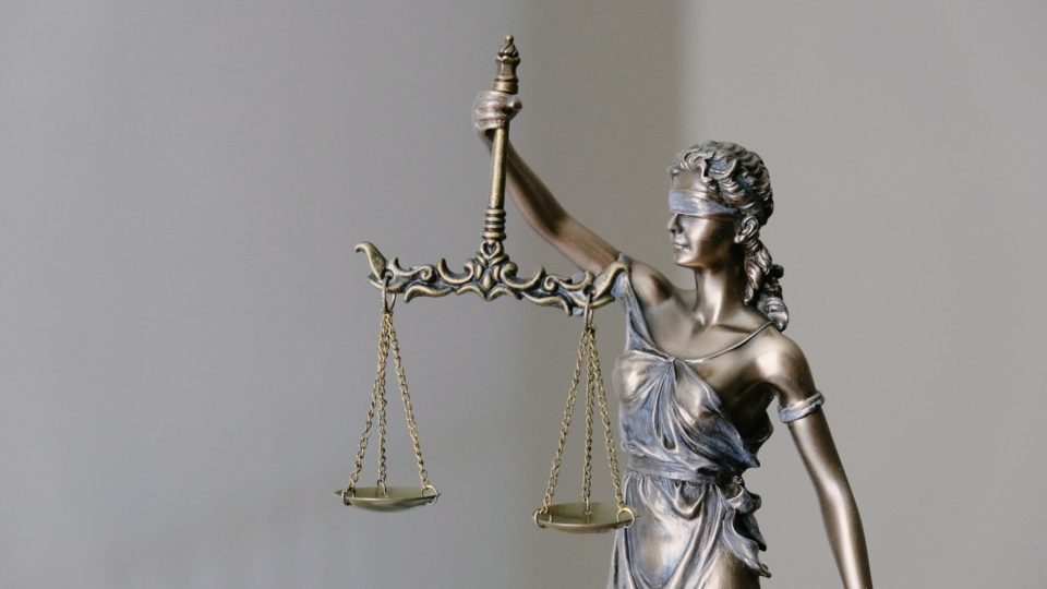 Justiça, tecnologia e advocacia
