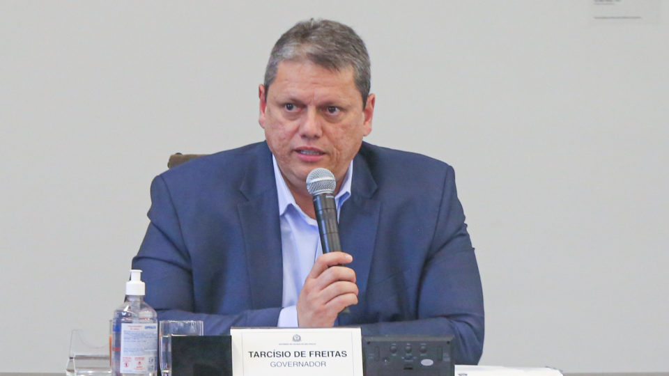 Falta de posicionamento ideológico de Tarcísio pode prejudicar projeto de sucessão a Bolsonaro