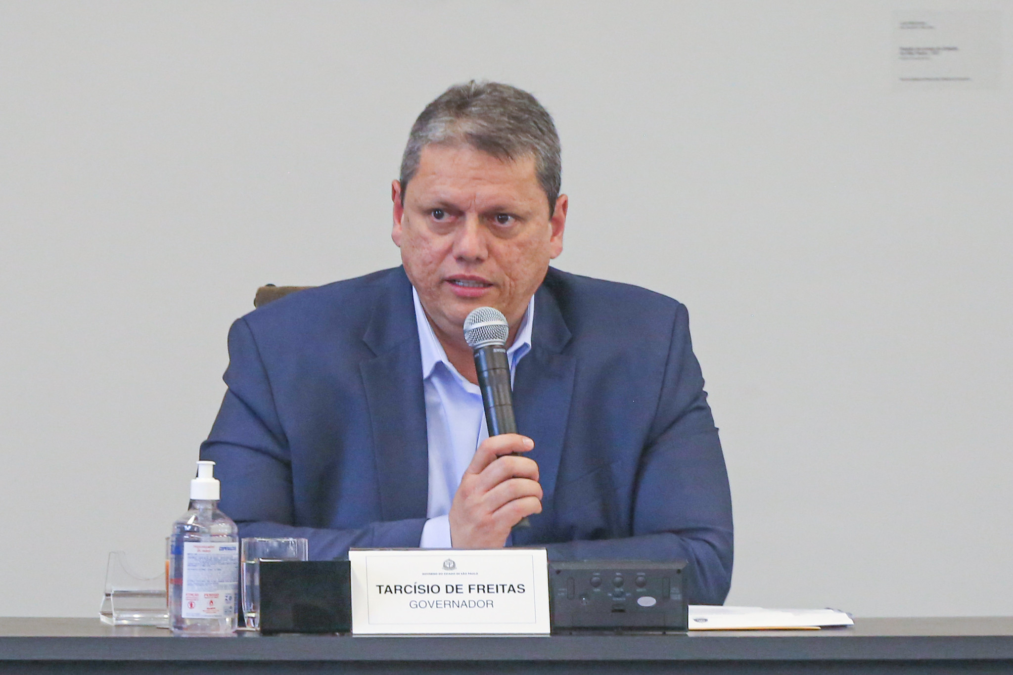 Falta de posicionamento ideológico de Tarcísio pode prejudicar projeto de sucessão a Bolsonaro