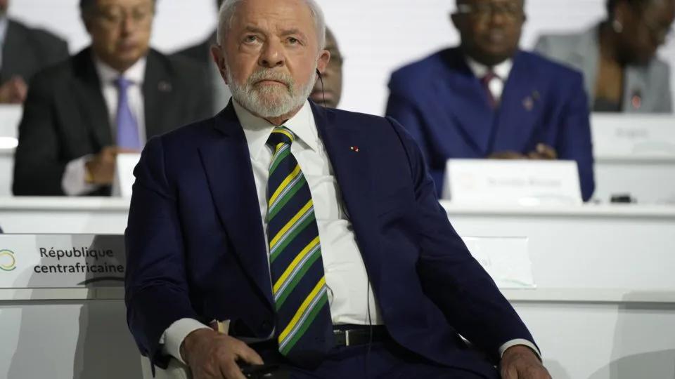 Lula em cúpula sobre meio ambiente na França