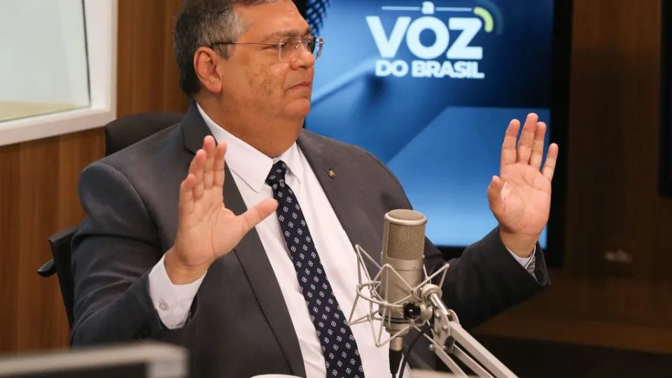 Dino diz que big techs têm contribuído com investigações sobre violência nas escolas