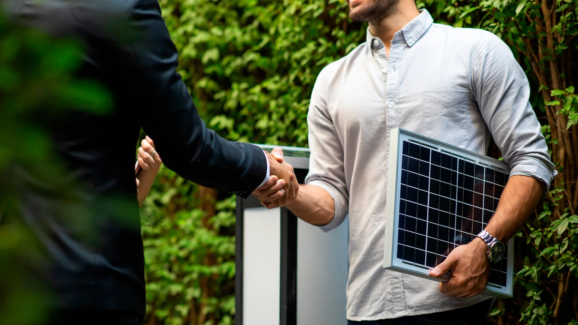 Em 2023, o Brasil chegou a 1,6 milhão de sistemas solares instalados