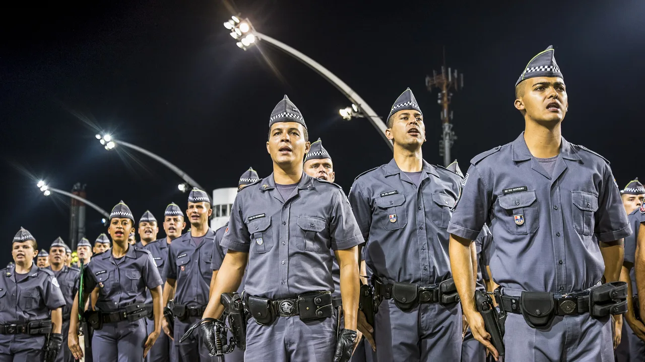 Policiais de SP deixam de usar força por receio de retaliações e falta de apoio de comandantes