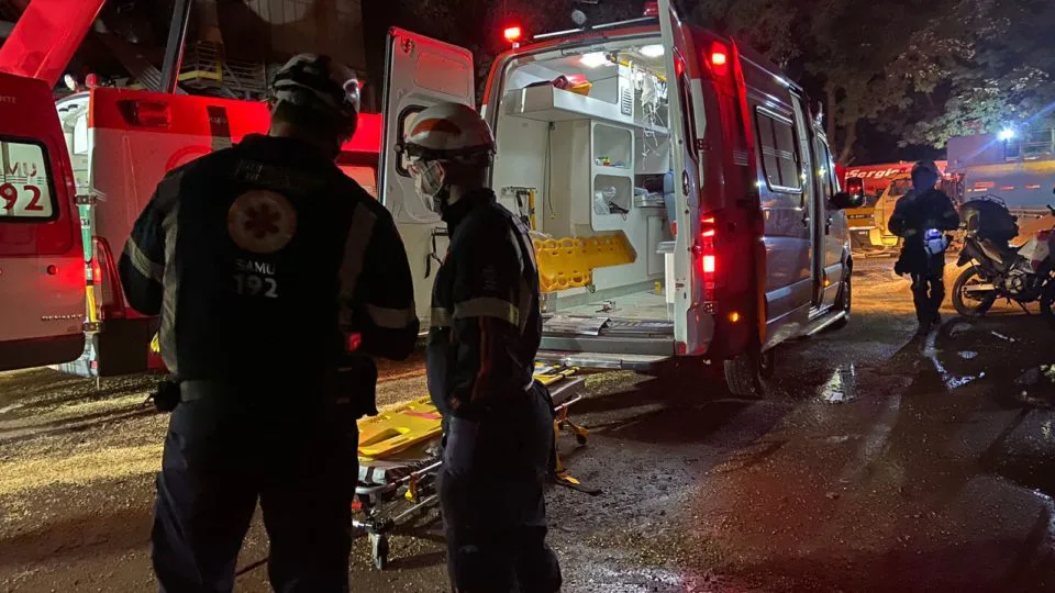 Explosão em cooperativa deixou oito mortos confirmados, até a manhã desta quinta-feira (27)