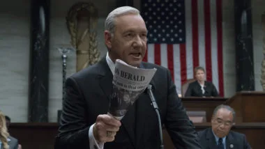 Kevin Spacey em uma cena da série 'House Of Cards', da qual também era produtor.