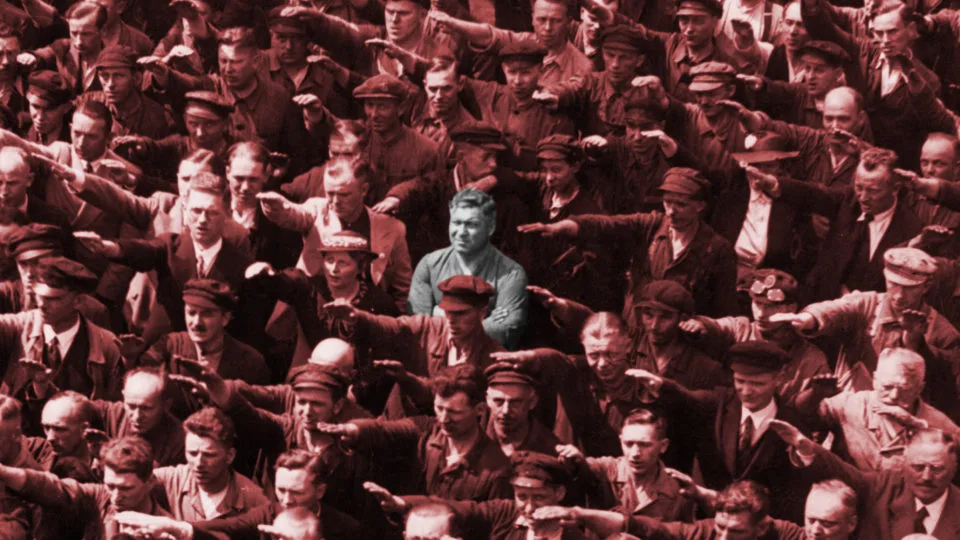 Individualidade, conformismo, nazismo, resiliência