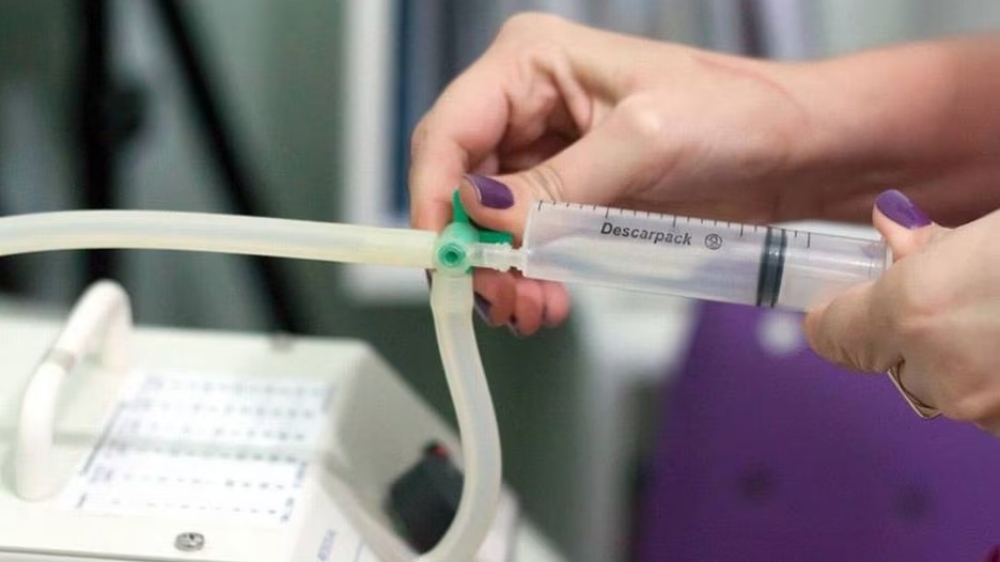 Uso polêmico e questionado durante a pandemia da Covid-19, ozonioterapia vira lei sancionada por Lula.