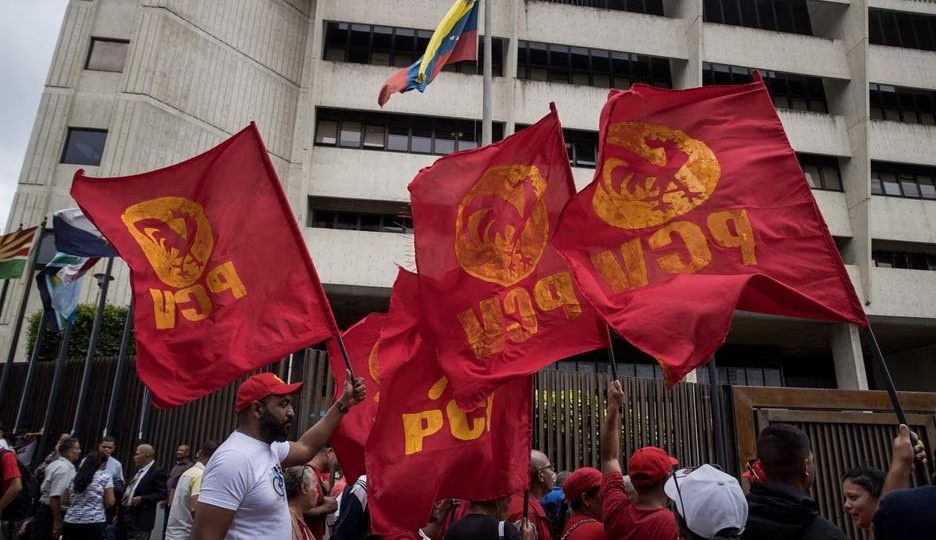 Suprema Corte da Venezuela ordena intervenção em partido que é oposição a Maduro