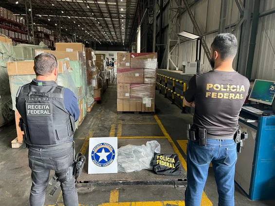 Facções avançam sobre portos do Brasil para o tráfico internacional.