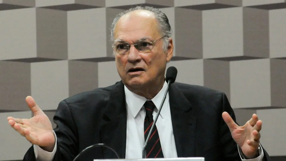 Roberto Freire