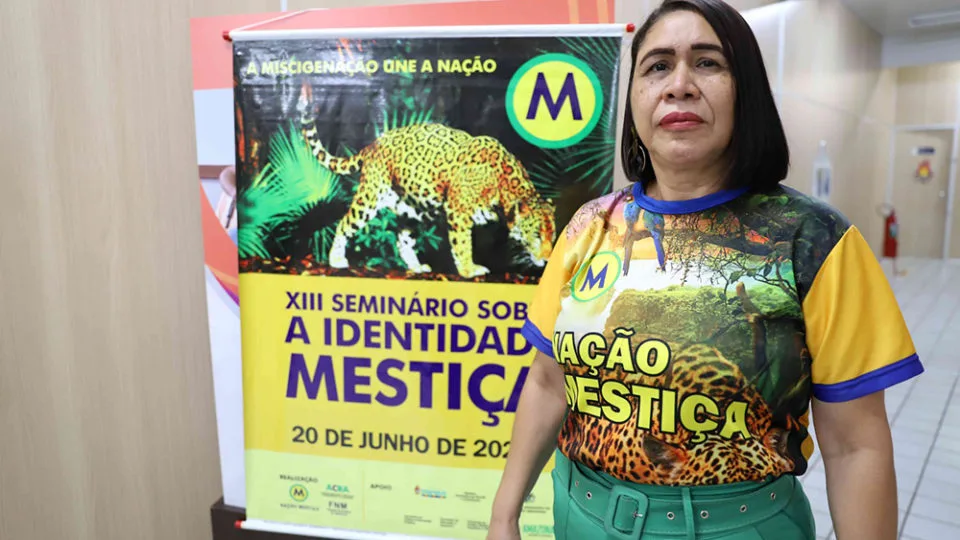 Mestiços estão sendo transformados em indígenas