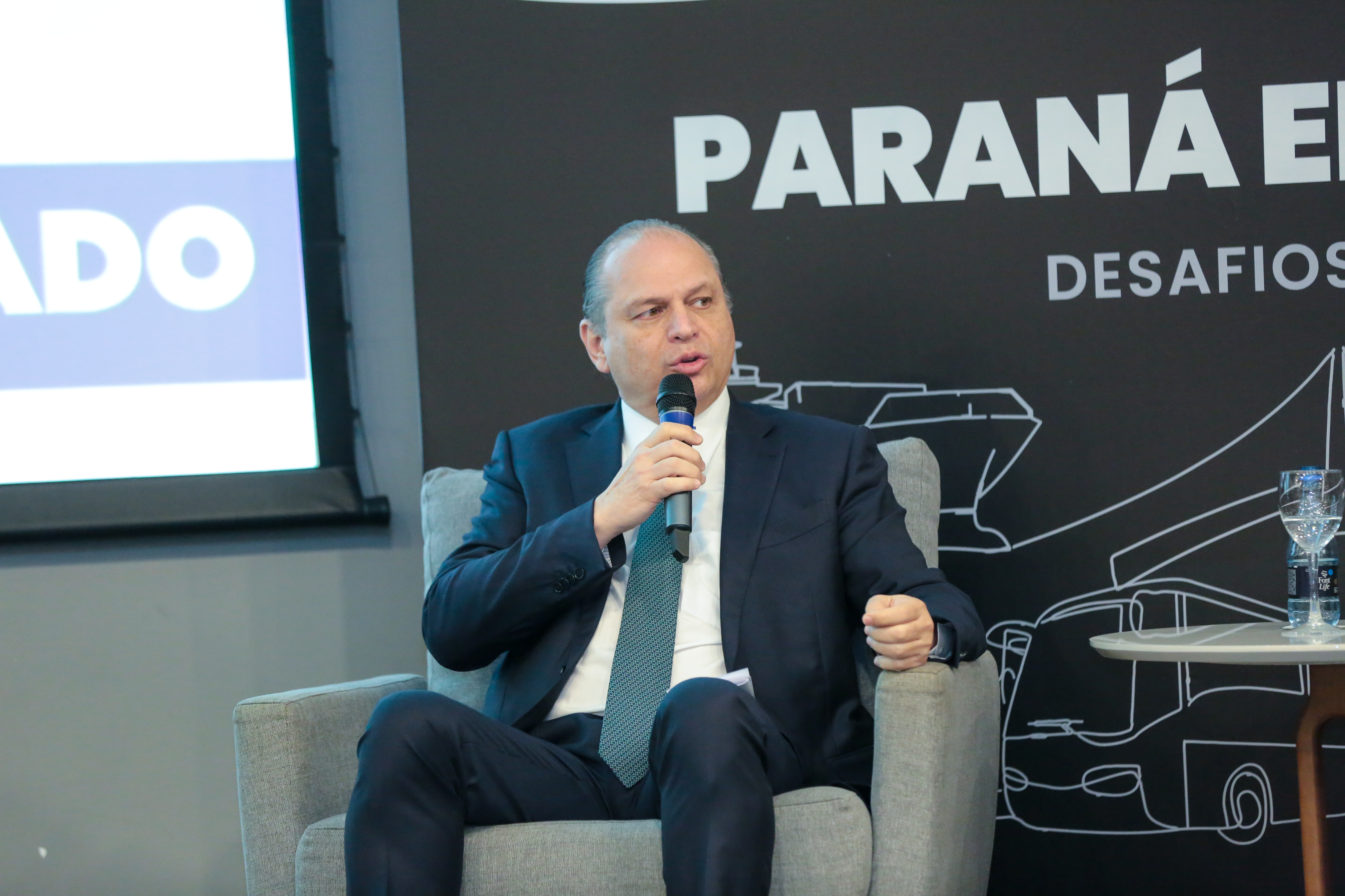 Ricardo Barros participa do evento &#8220;Paraná em perspectiva&#8221;, promovido pela Gazeta do Povo em Curitiba