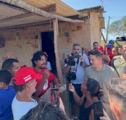 Durante diligência da CPI do MST, ex-integrante do MST reencontra o filho e a casa de onde foi expulsa