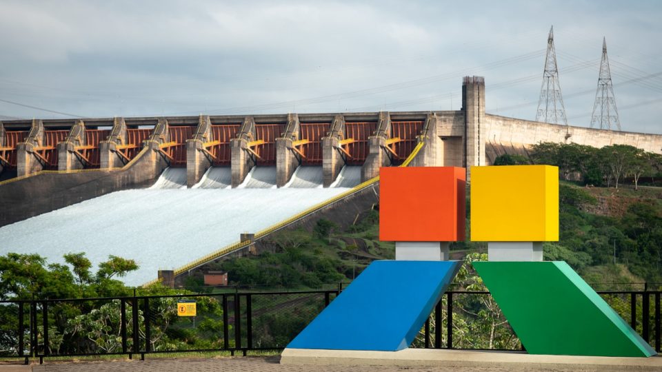 Lago de Itaipu atingiu 16 municípios: 15 no Paraná e um no Mato Grosso do Sul.