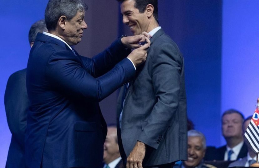 Tarcísio estratégia é evitar trocas recorrentes no comando da Educação