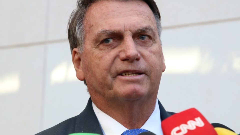 Após Ricardo Nunes se dizer um candidato do centro, Bolsonaro pede candidatura própria em São Paulo.