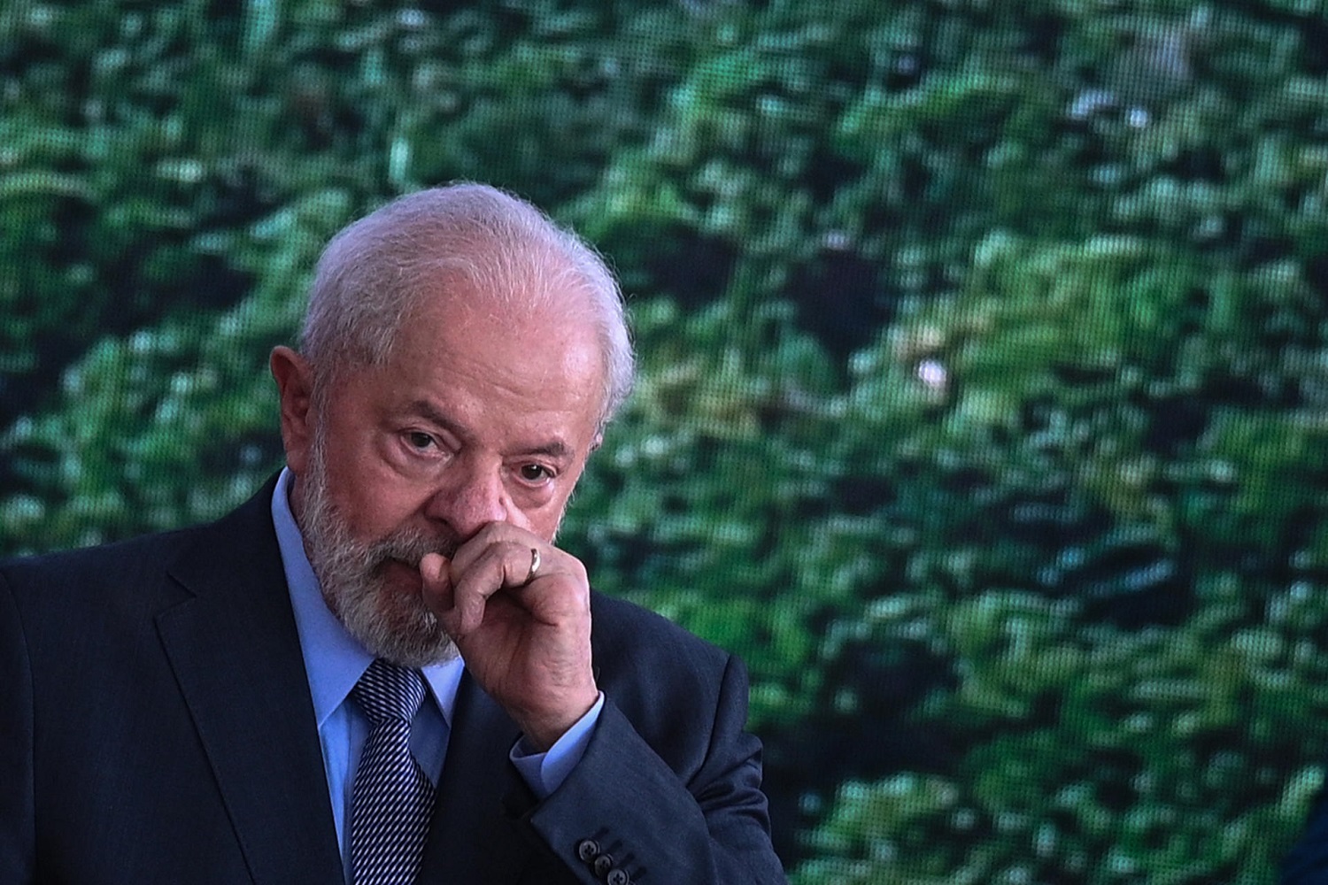 Presidente Luiz Inácio Lula da Silva adapta diferentes perfis de figuras políticas
