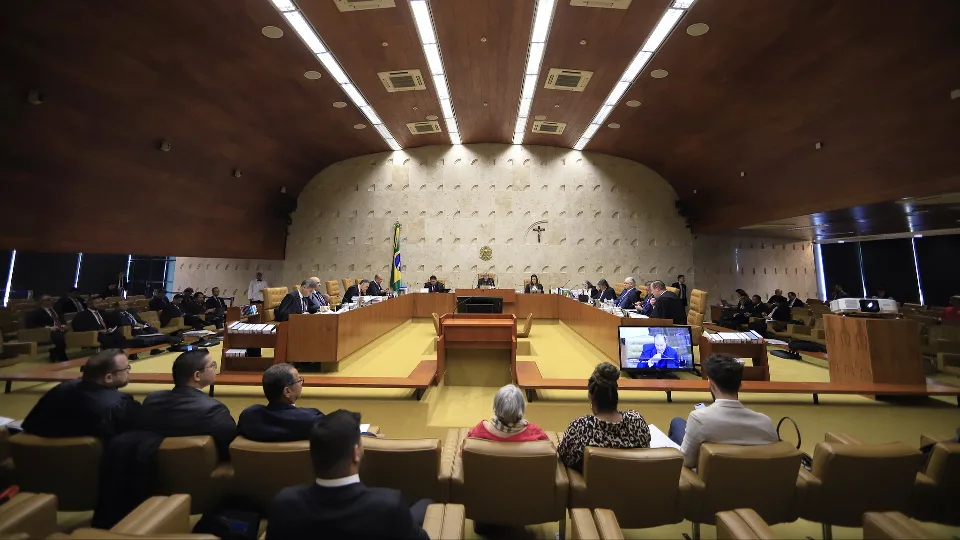 STF 8 de janeiro réu